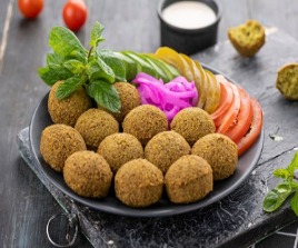 صحن فلافل (Falafel)